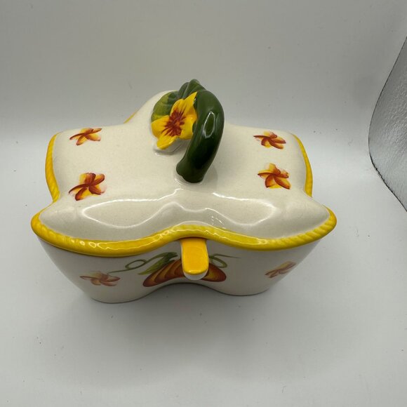 Temp-tations by Tara seasonal 10 oz leaf shaped covered dish autumn decor - Picture 2 of 10